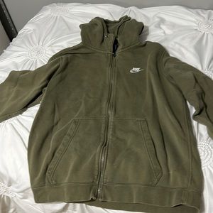 olive green nike zip up hoodie